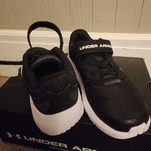Kids under Armour shoes